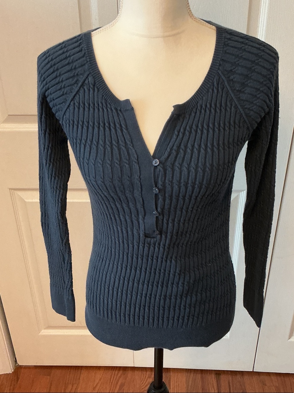 Eddie Bauer Navy Ribbed V-Neck Henley Sweater
